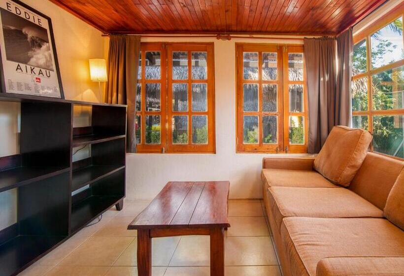 فندق صغير Playa Grande Surf Camp