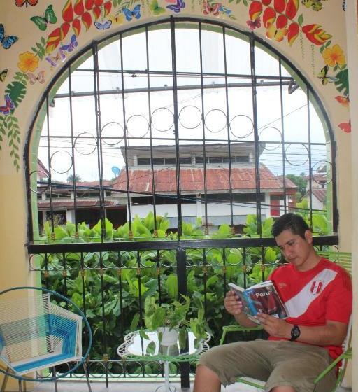 Отель Amazon House Hostel