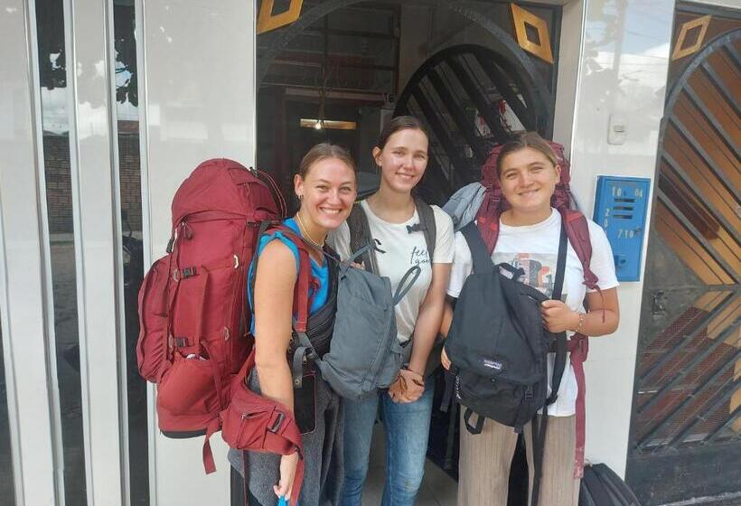 Отель Amazon House Hostel