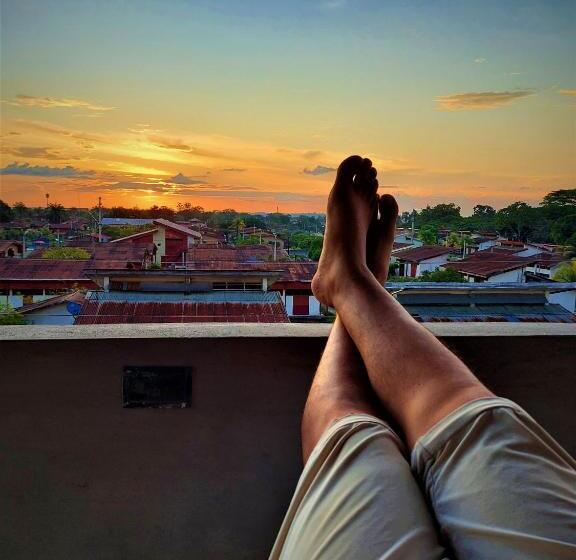 Отель Amazon House Hostel