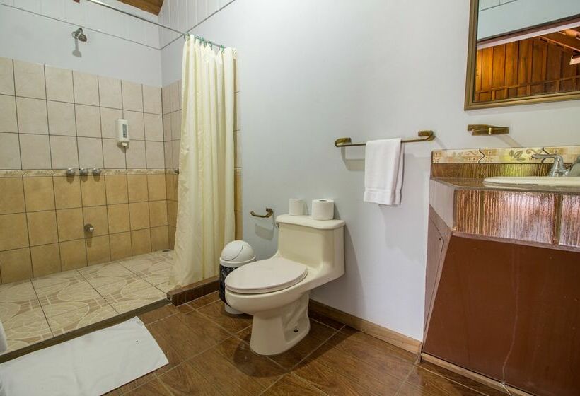 فندق Arenal Green