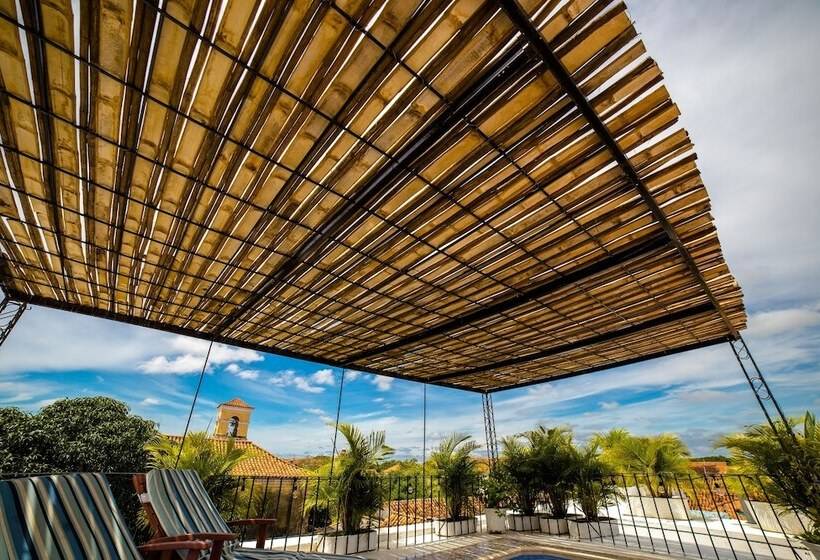 هتل Bioma Boutique