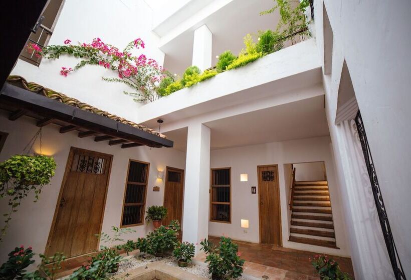 هتل Bioma Boutique