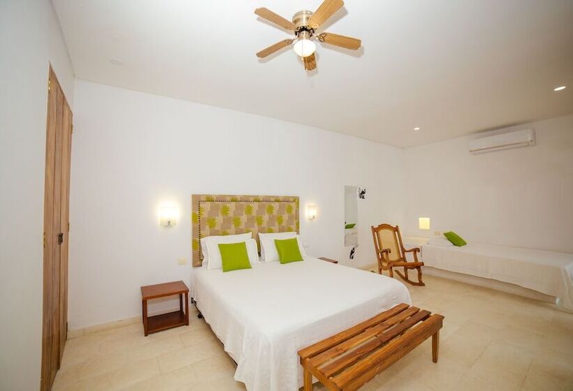 هتل Bioma Boutique