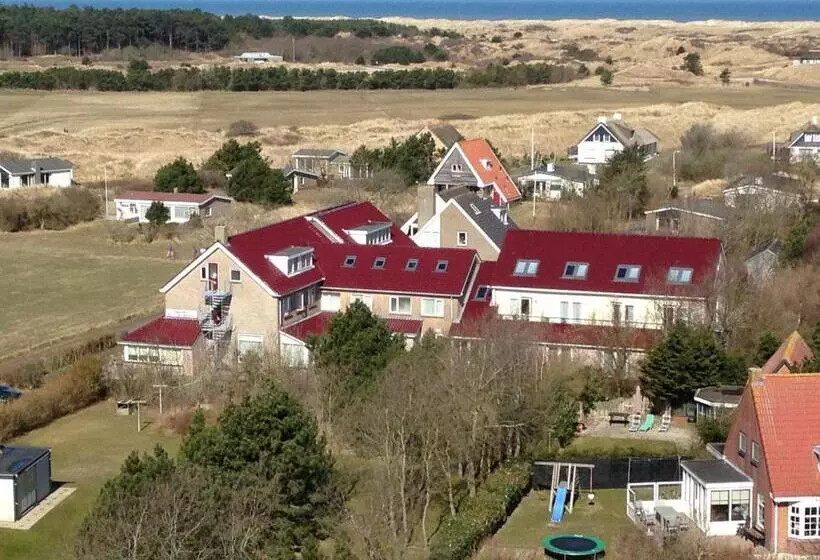 Hotelli Bos En Duinzicht