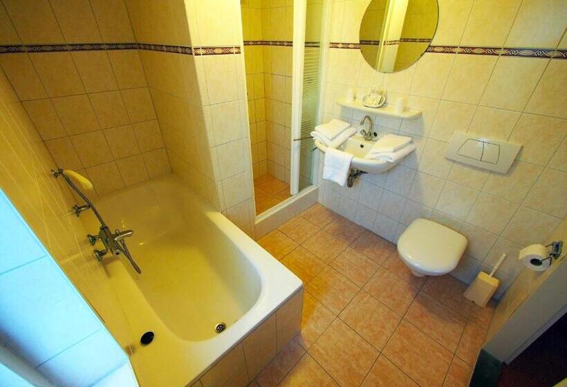 호텔 Bos En Duinzicht