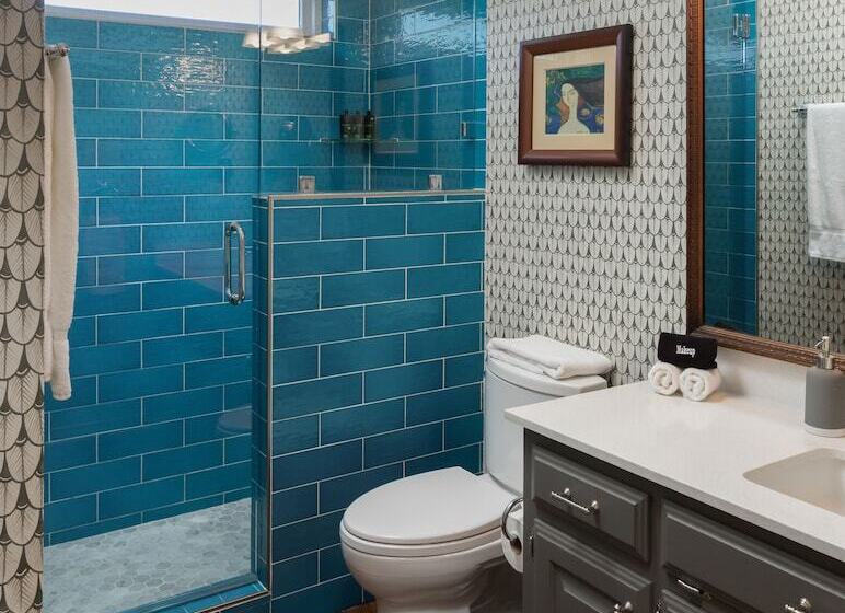 Отель Camp Lucy