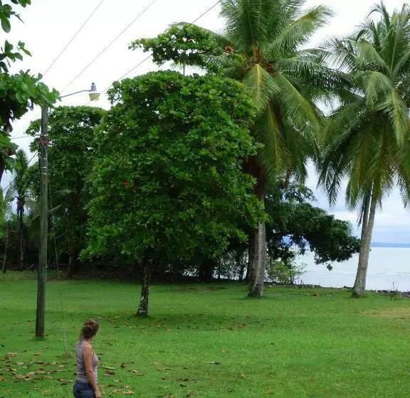 Hotelli Corcovado Beach Lodge