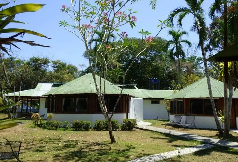 Hotelli Corcovado Beach Lodge