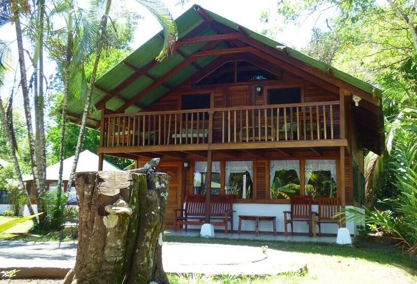 فندق Corcovado Beach Lodge