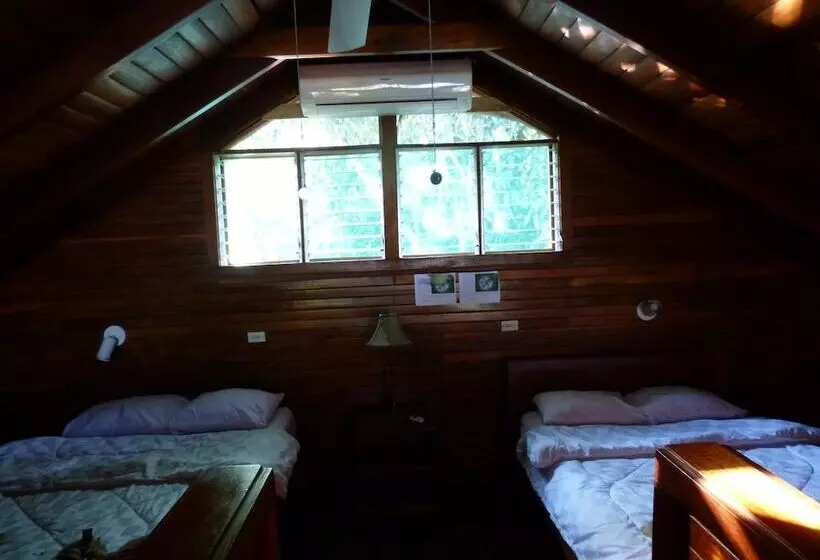 Hotelli Corcovado Beach Lodge