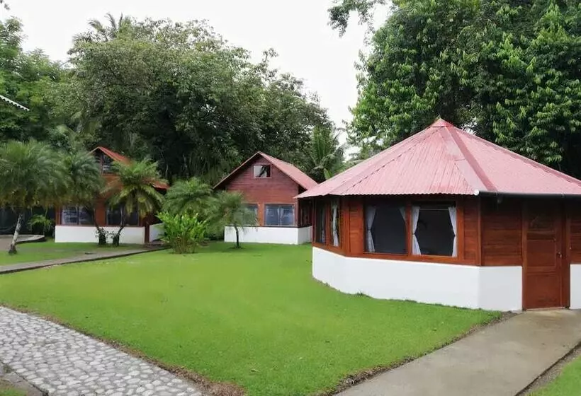 Hotelli Corcovado Beach Lodge