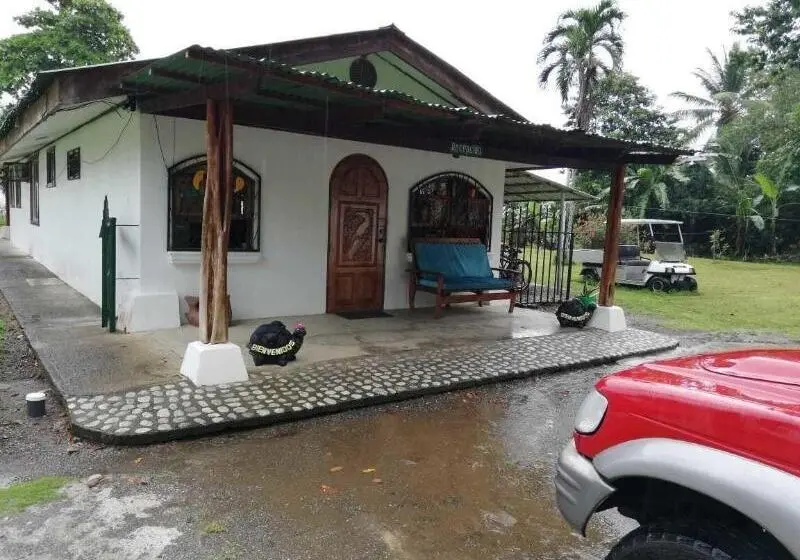 ホテル Corcovado Beach Lodge