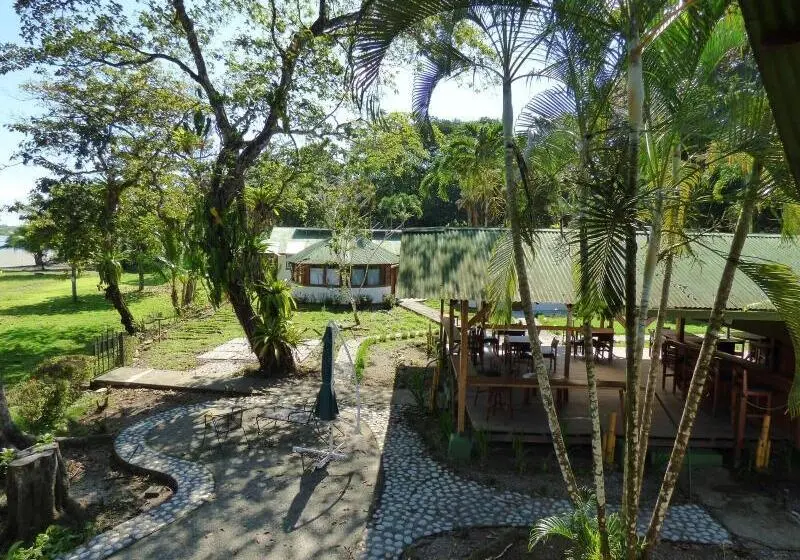 ホテル Corcovado Beach Lodge