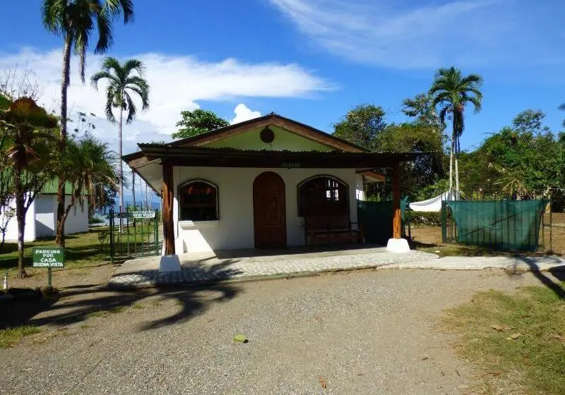 ホテル Corcovado Beach Lodge