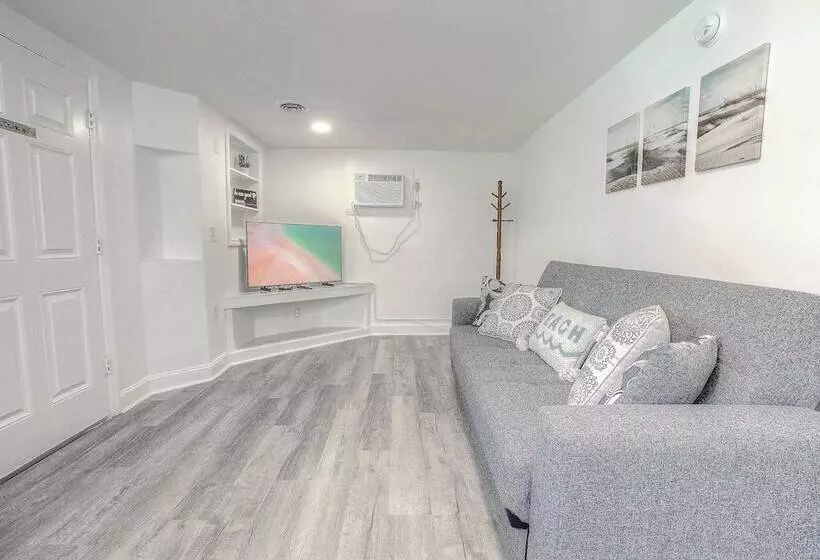 ホテル Daytona Shores Inn And Suites