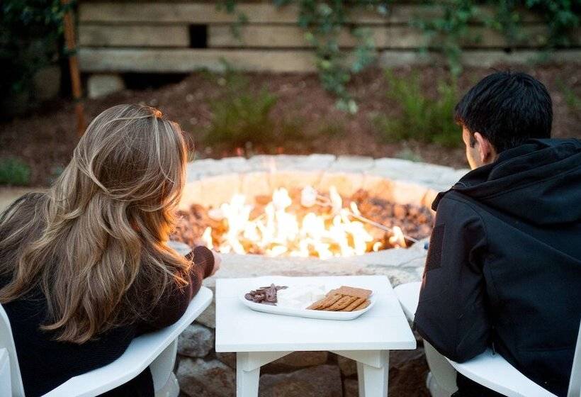 호텔 Farmhouse Inn