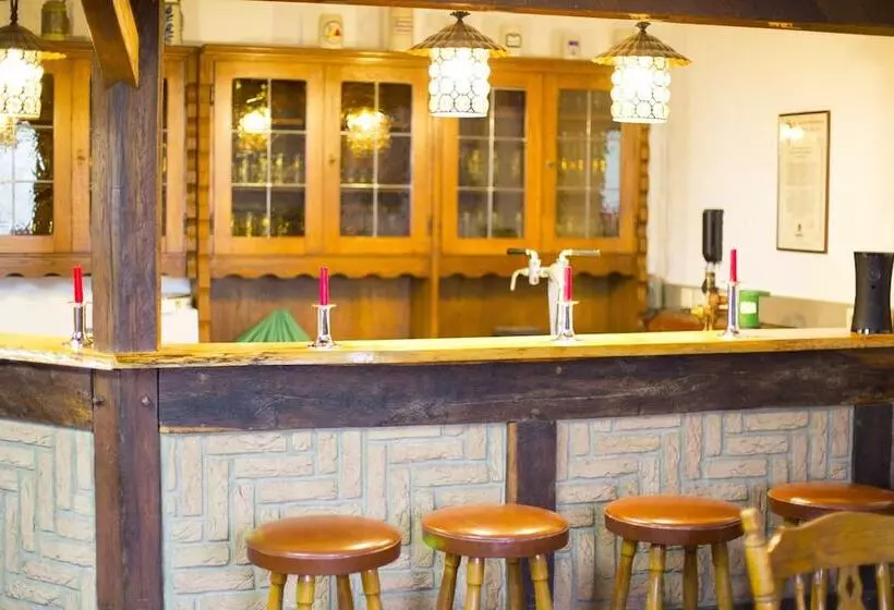 ホテル Gasthaus Engemann Bei Matt