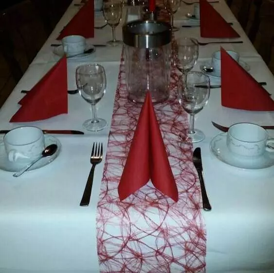 ホテル Gasthaus Engemann Bei Matt