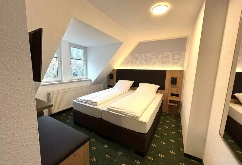 ホテル Gasthof Zur Heinzebank