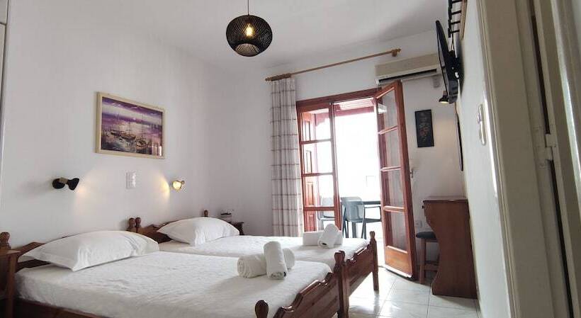 בית מלון כפרי Kapetanos Rooms