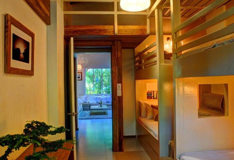 هتل Moana Surf Resort