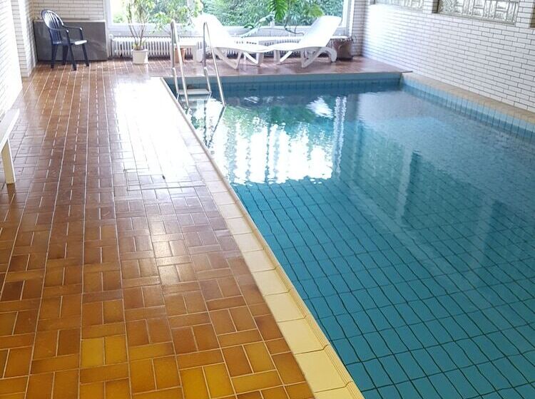 ホテル Pension Stiegelmeier