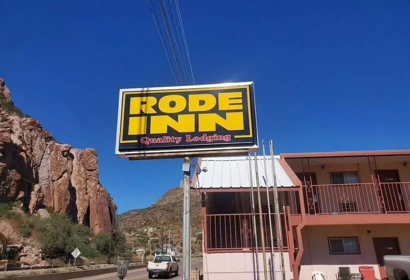 ホテル Rode Inn Of Clifton