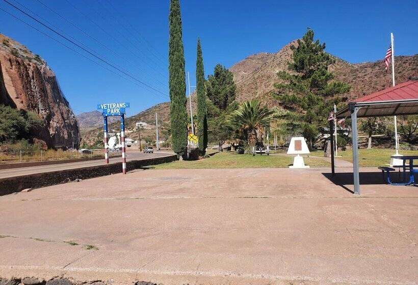 فندق Rode Inn Of Clifton