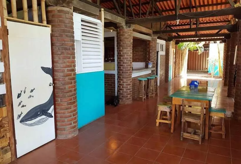 ホテル Simple Backpackers Hostel
