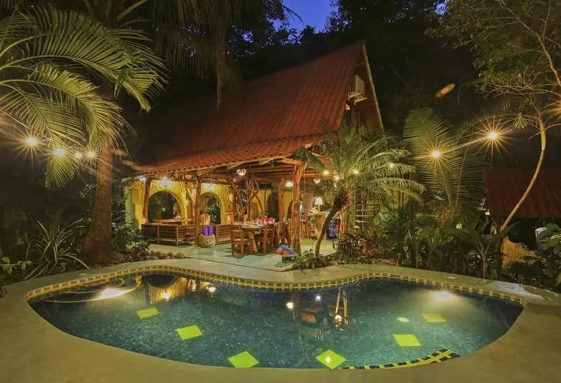 Hotelli Nosara Sunrise Bed And Breakfast