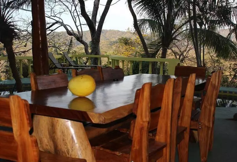 Hotelli Nosara Sunrise Bed And Breakfast