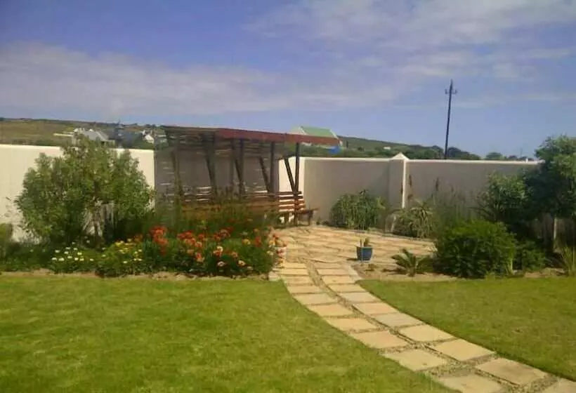 Hotelli The Wacky Bush Lodge