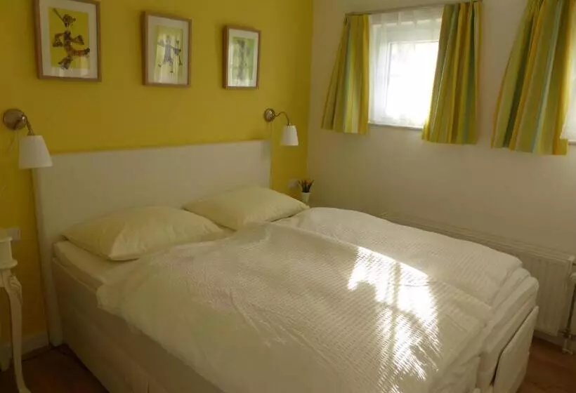 ホテル Villa Witte Lelie