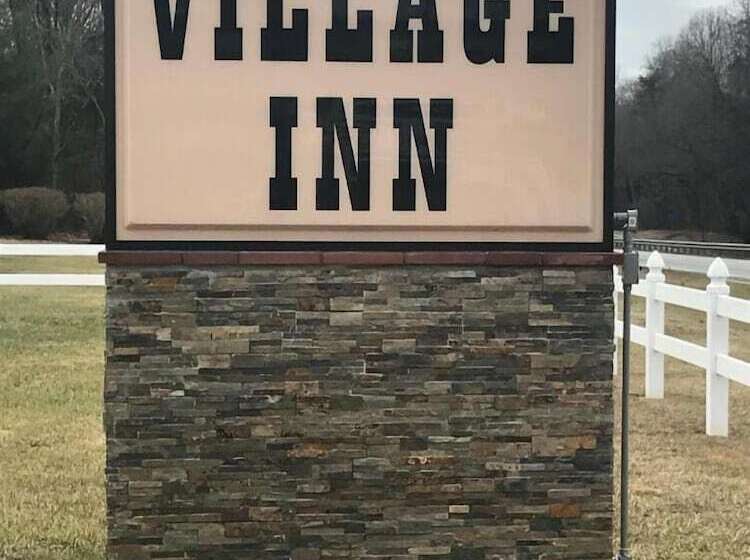 Отель Village Inn