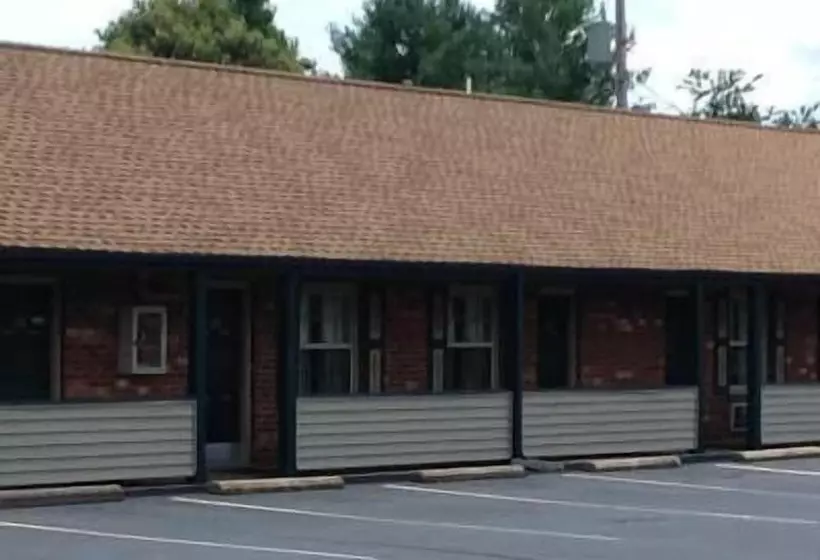 ホテル Village Inn