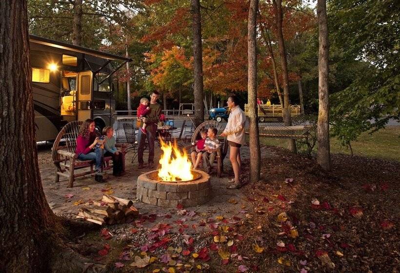 فندق Williamsburg Campground