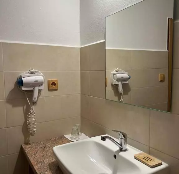 Rodinný Hotel Myslivna