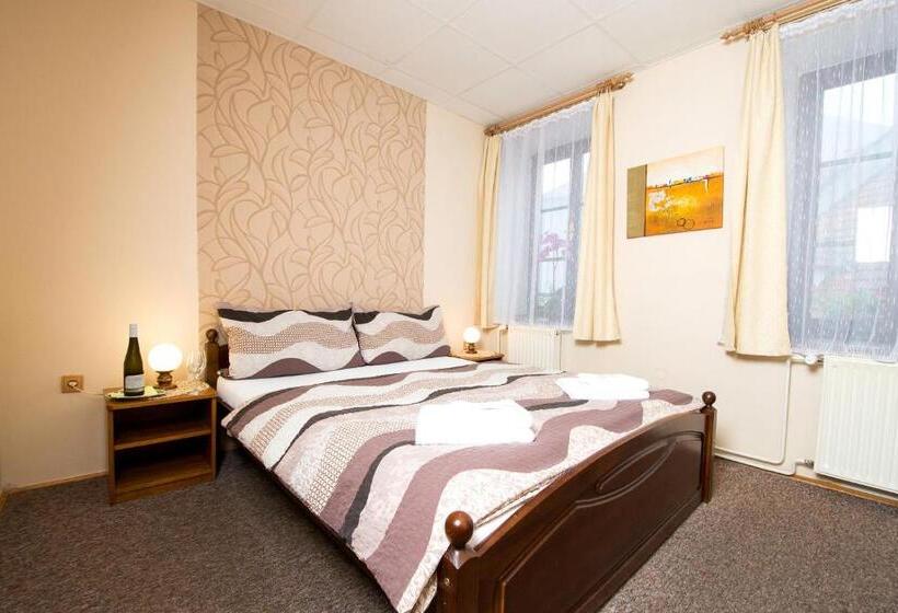 Rodinný Hotel Myslivna