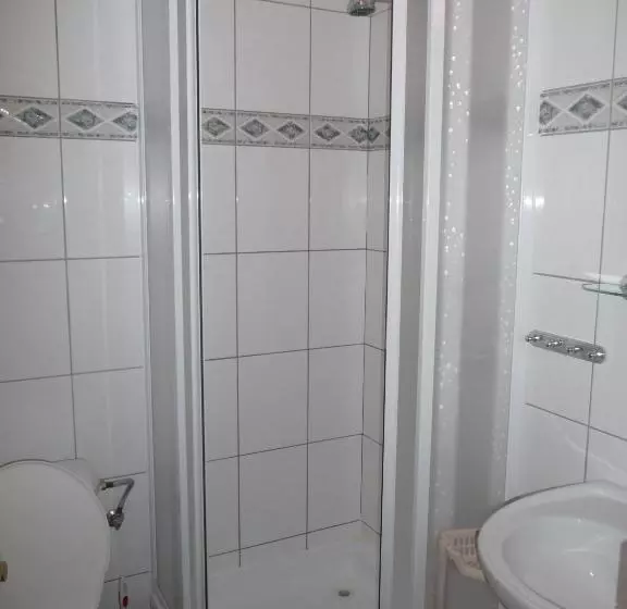 Rodinný Hotel Myslivna