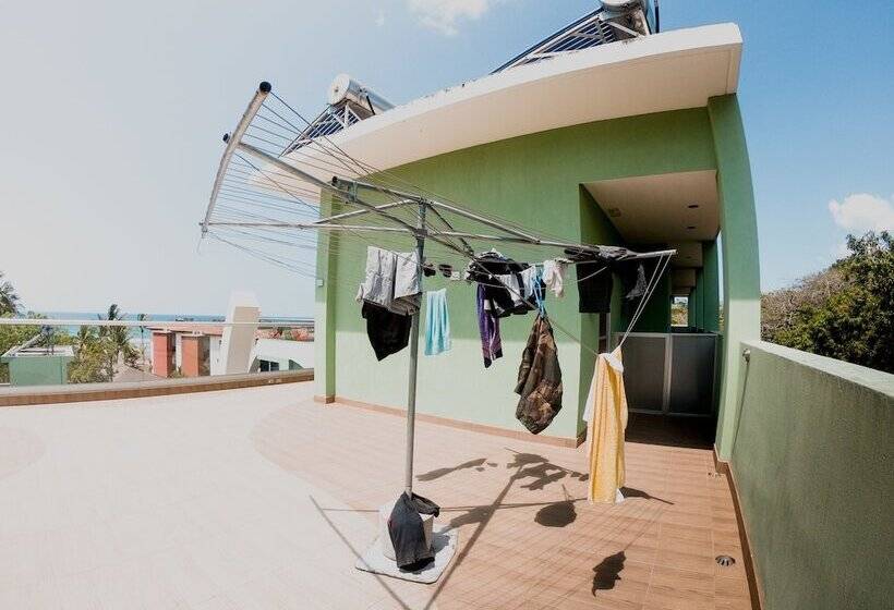 Room2board Hostel And Surf School