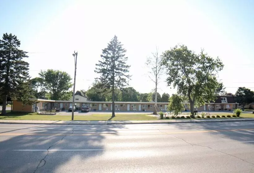 Walkerton Inn Motel