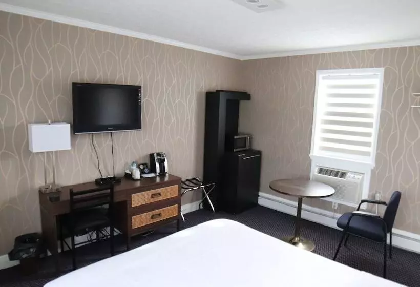 Walkerton Inn Motel