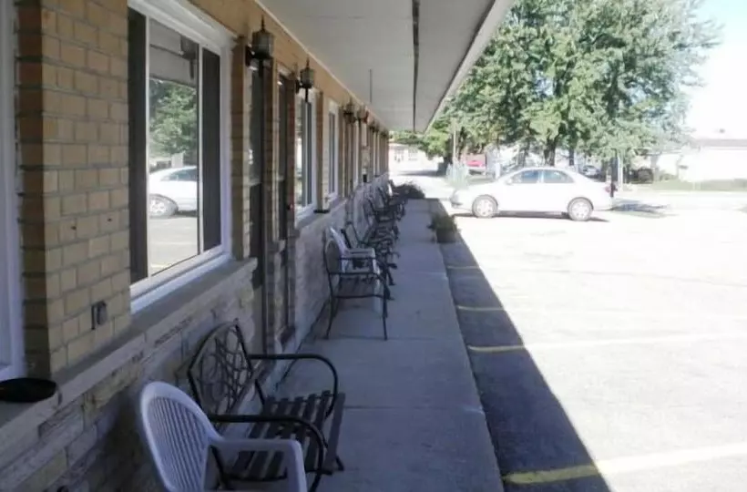 Aquarius Motel