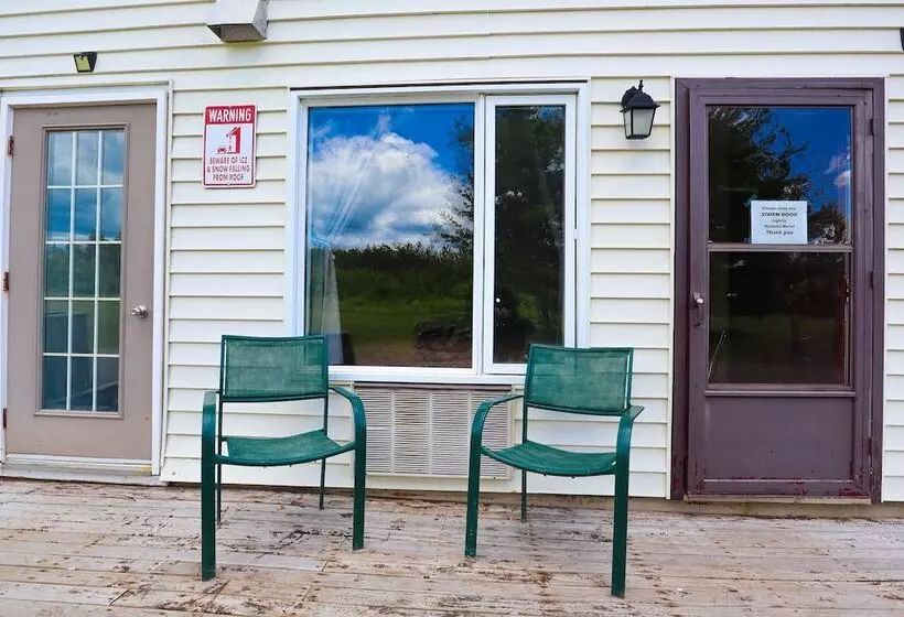 Atlantic Motel