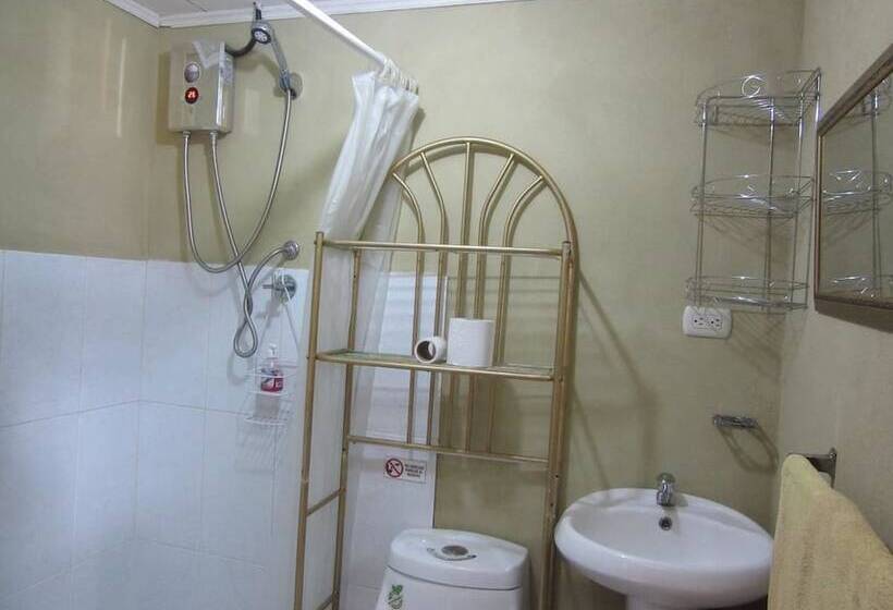 مبيت وإفطار Casa Familiar La Tortuga