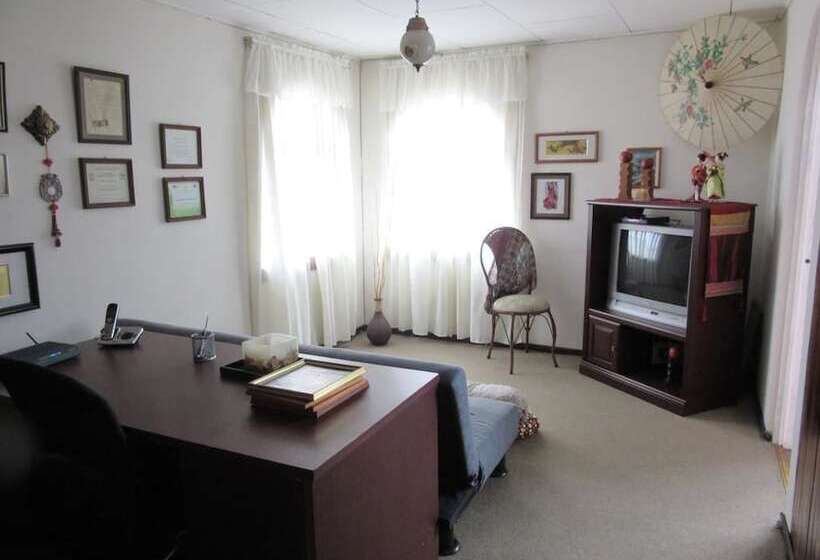 مبيت وإفطار Casa Familiar La Tortuga