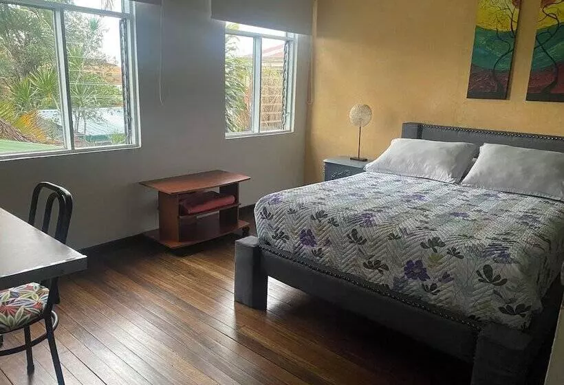 تختخواب و صبحانه Casa Familiar La Tortuga