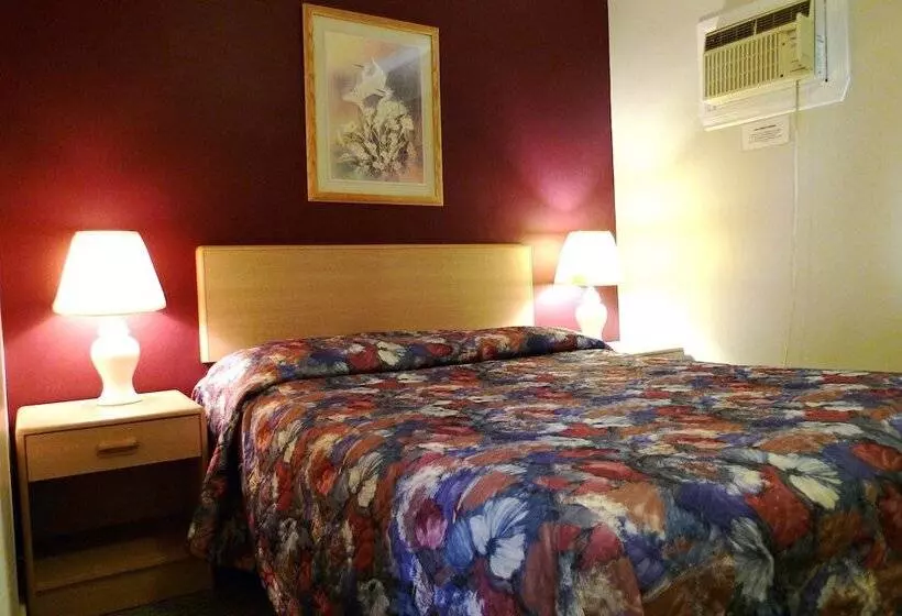 Boundary Motel