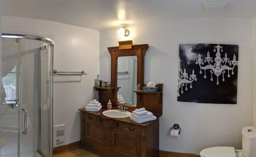 ホテル Auberge De La Gare, Station Soberlab